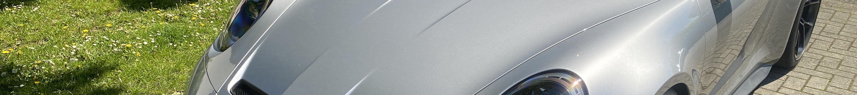 Porsche 992 GT3 Touring