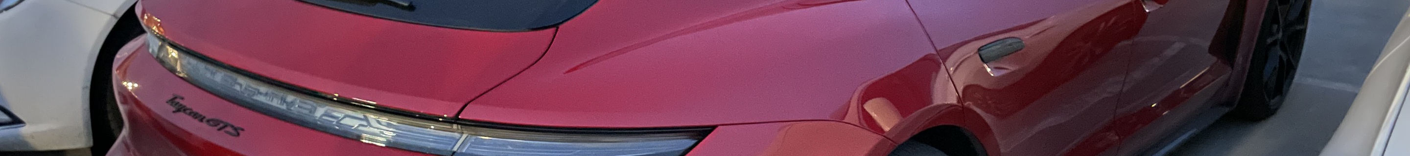 Porsche Taycan GTS Sport Turismo