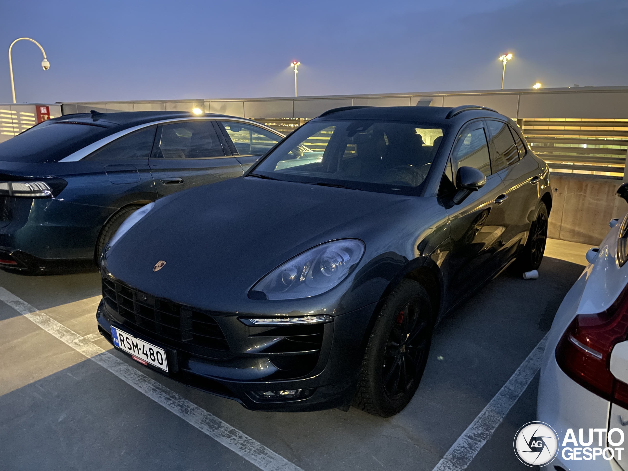 Porsche 95B Macan GTS