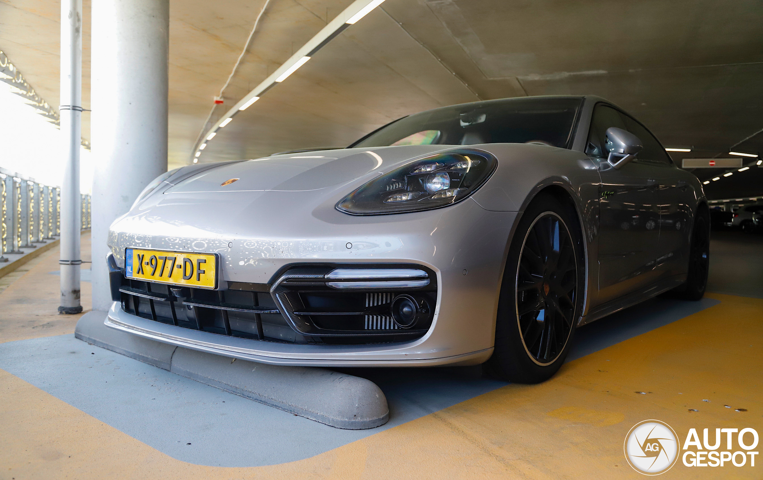 Porsche 971 Panamera Turbo S E-Hybrid Sport Turismo MkII