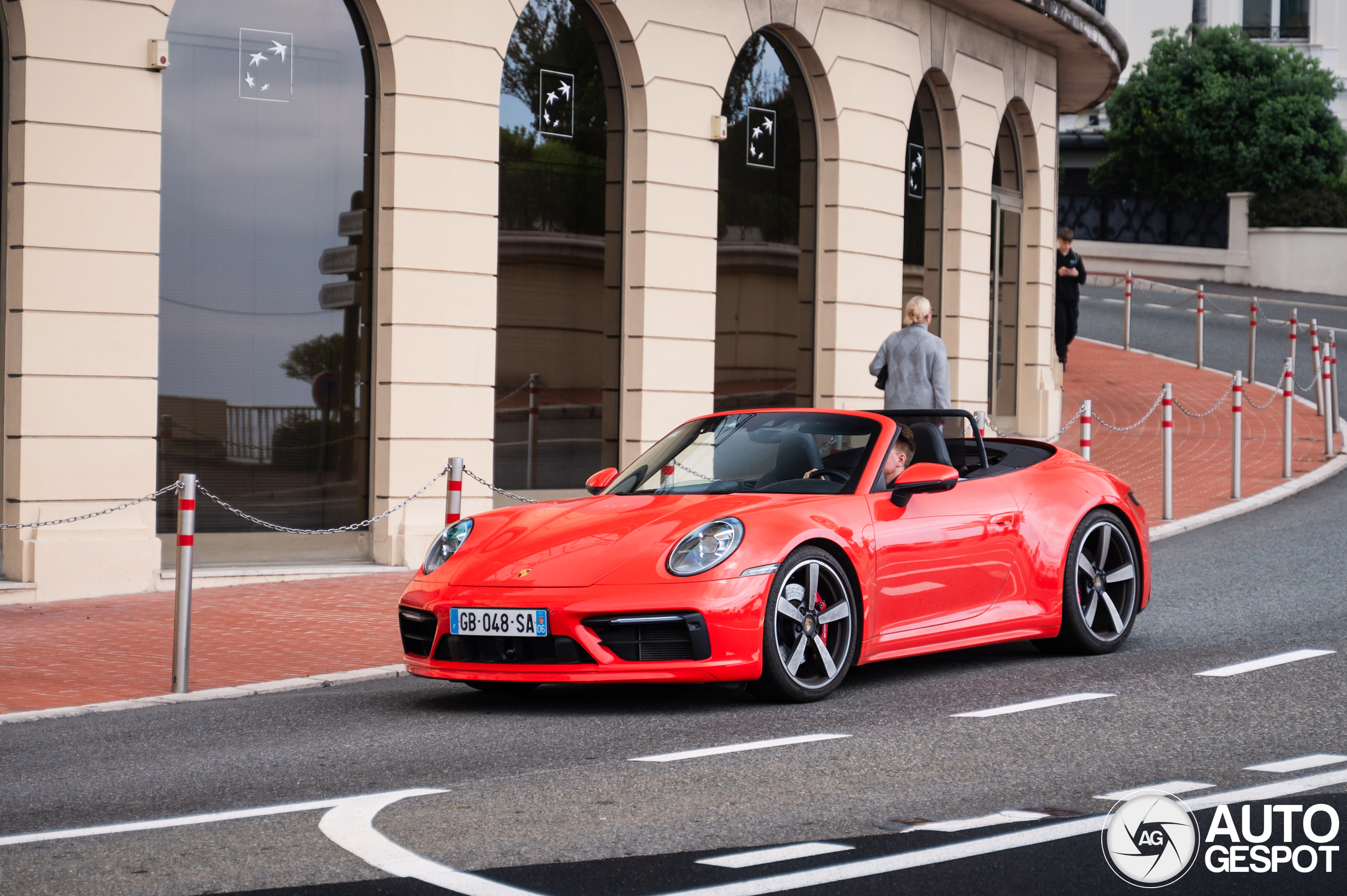Porsche 992 Carrera 4S Cabriolet
