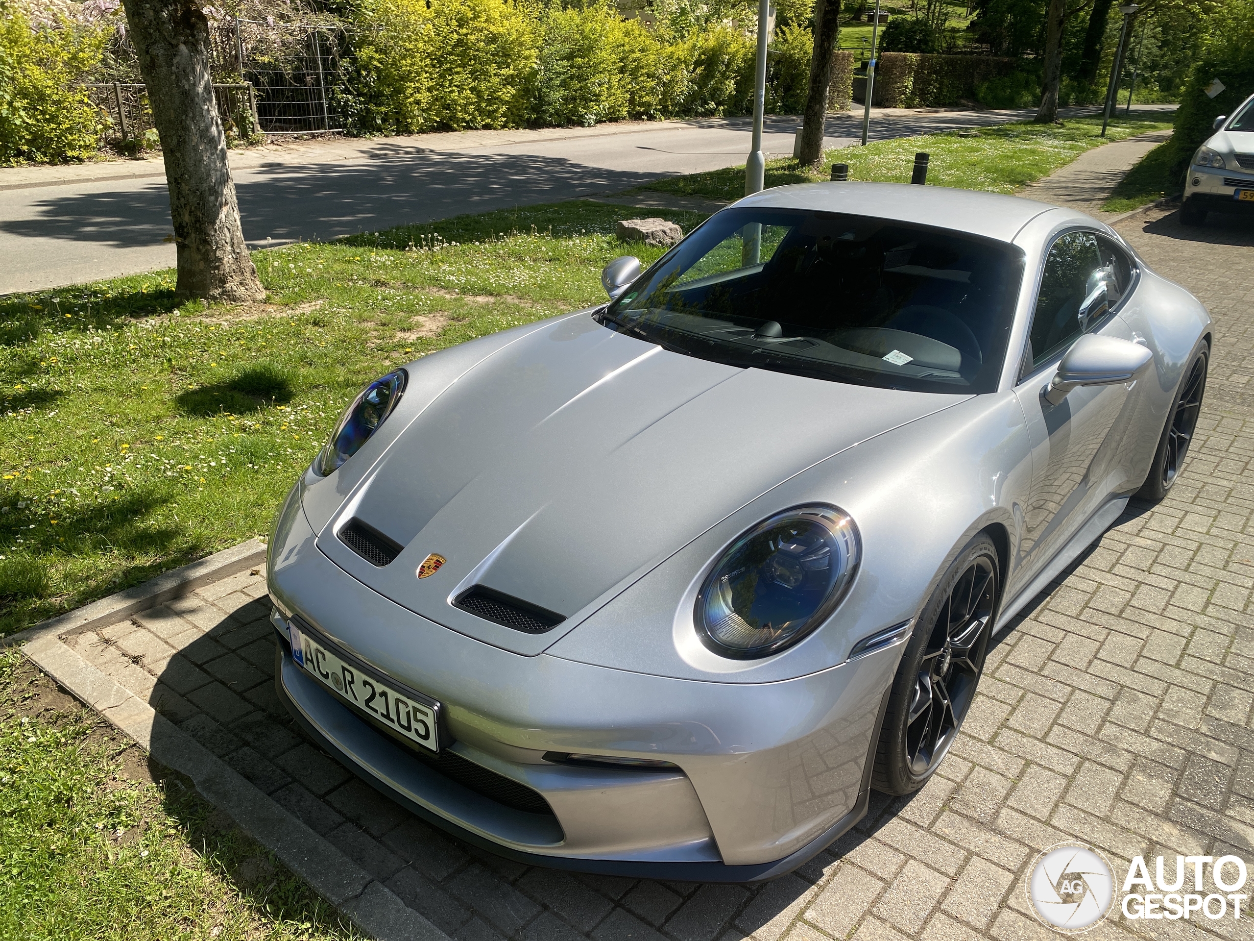 Porsche 992 GT3 Touring