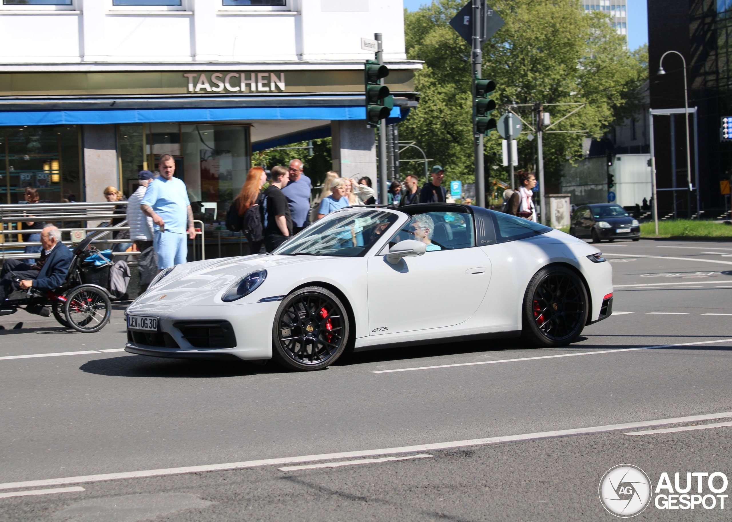 Porsche 992 Targa 4 GTS