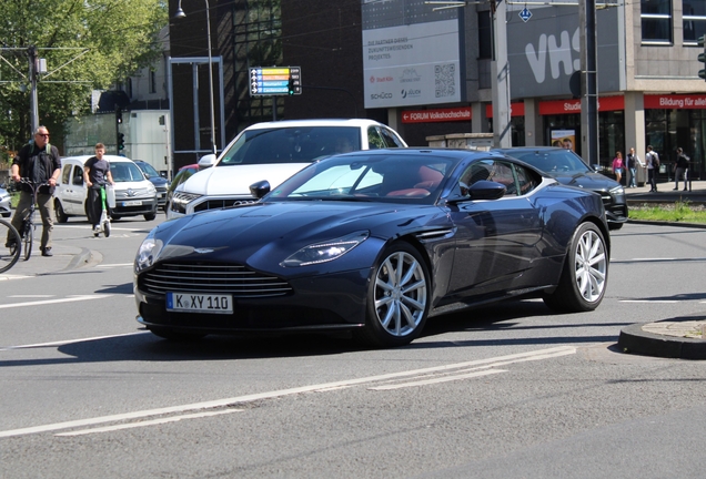 Aston Martin DB11 V8