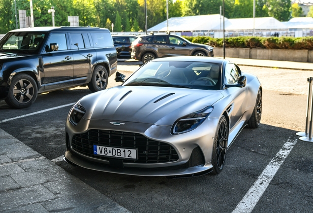 Aston Martin DB12