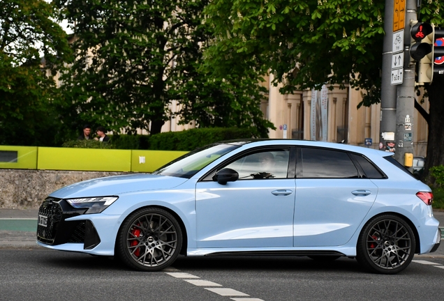 Audi RS3 Sportback 8Y 2025
