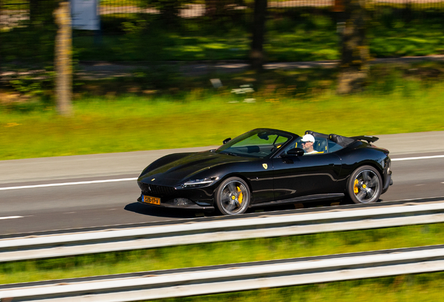 Ferrari Roma Spider