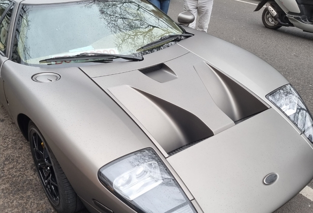 Ford GT