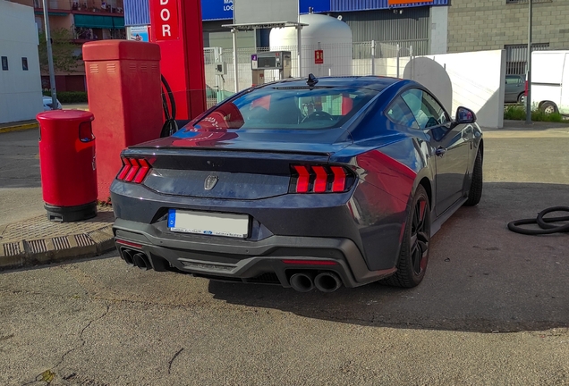 Ford Mustang Dark Horse 2024
