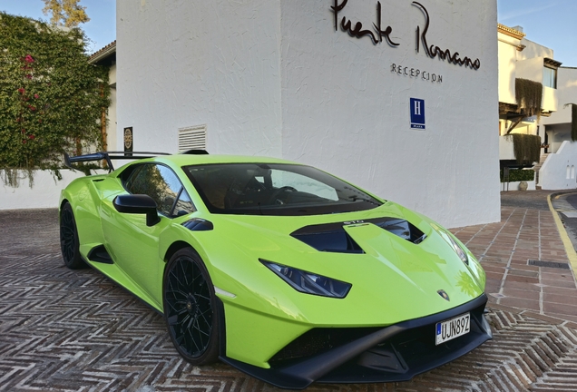 Lamborghini Huracán LP640-2 STO