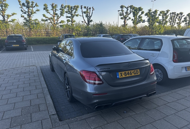 Mercedes-AMG E 63 S W213