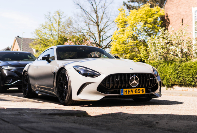 Mercedes-AMG GT 63 C192