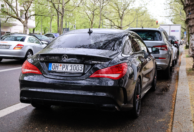 Mercedes-Benz CLA 45 AMG C117