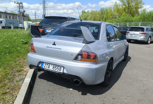 Mitsubishi Lancer Evolution IX