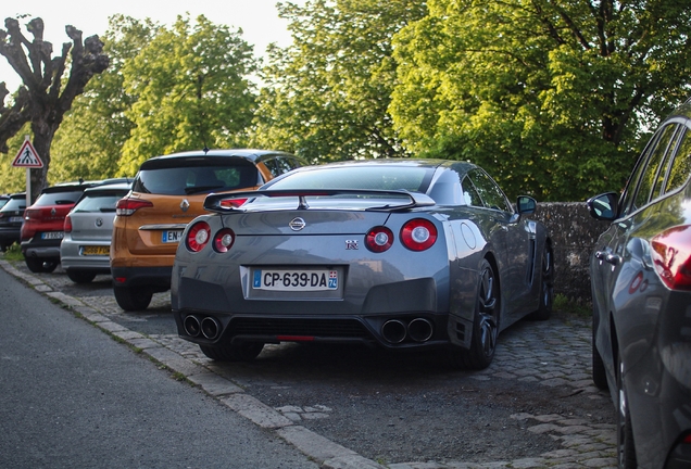Nissan GT-R 2011