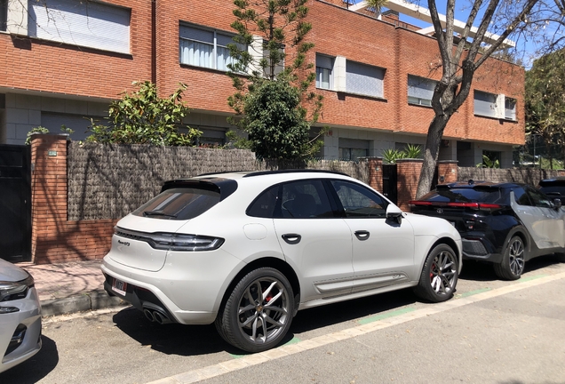Porsche 95B Macan GTS MkIII