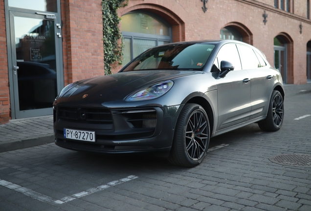 Porsche 95B Macan GTS MkIII