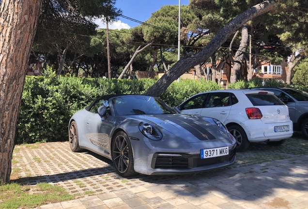 Porsche 992 Carrera 4S Cabriolet