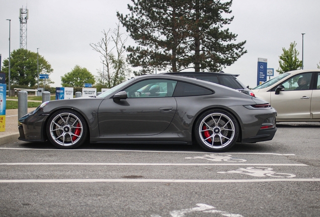 Porsche 992 GT3 Touring