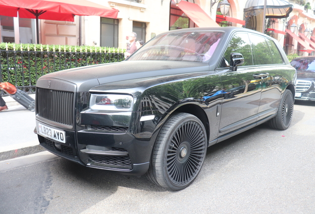 Rolls-Royce Cullinan Black Badge