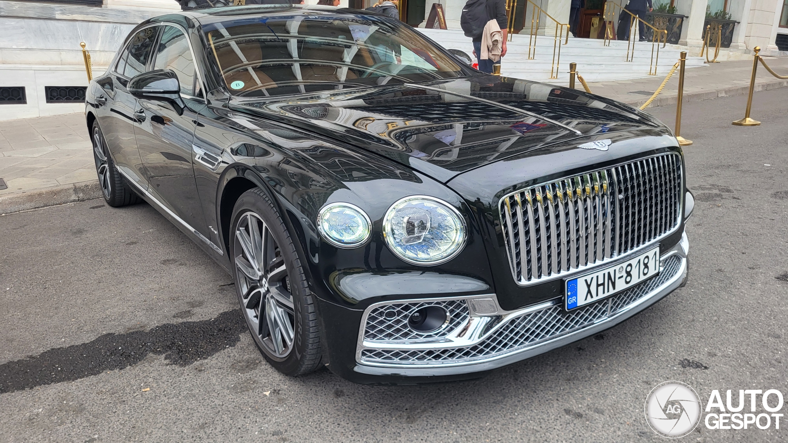 Bentley Flying Spur Hybrid Azure