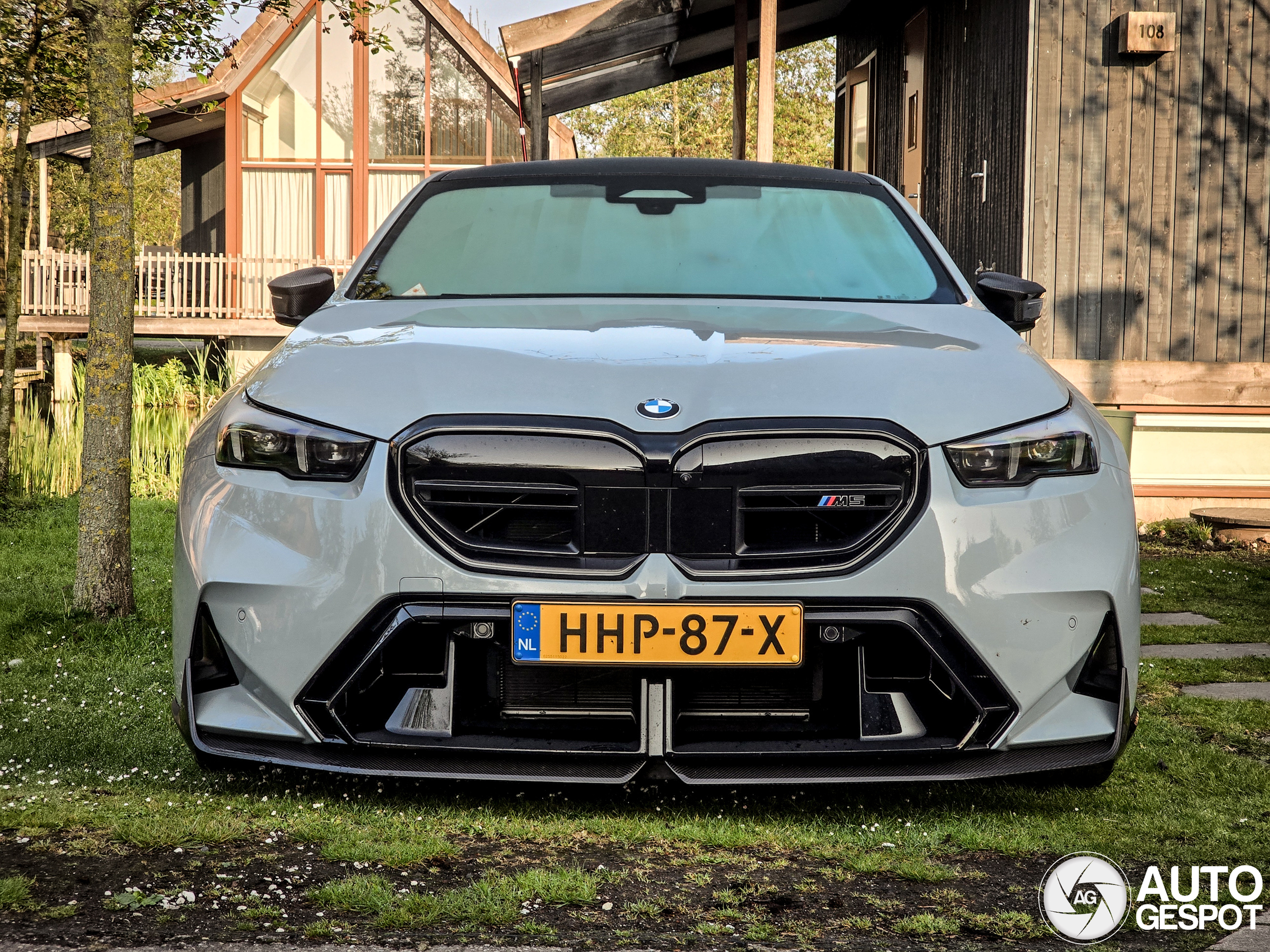 BMW M5 G90