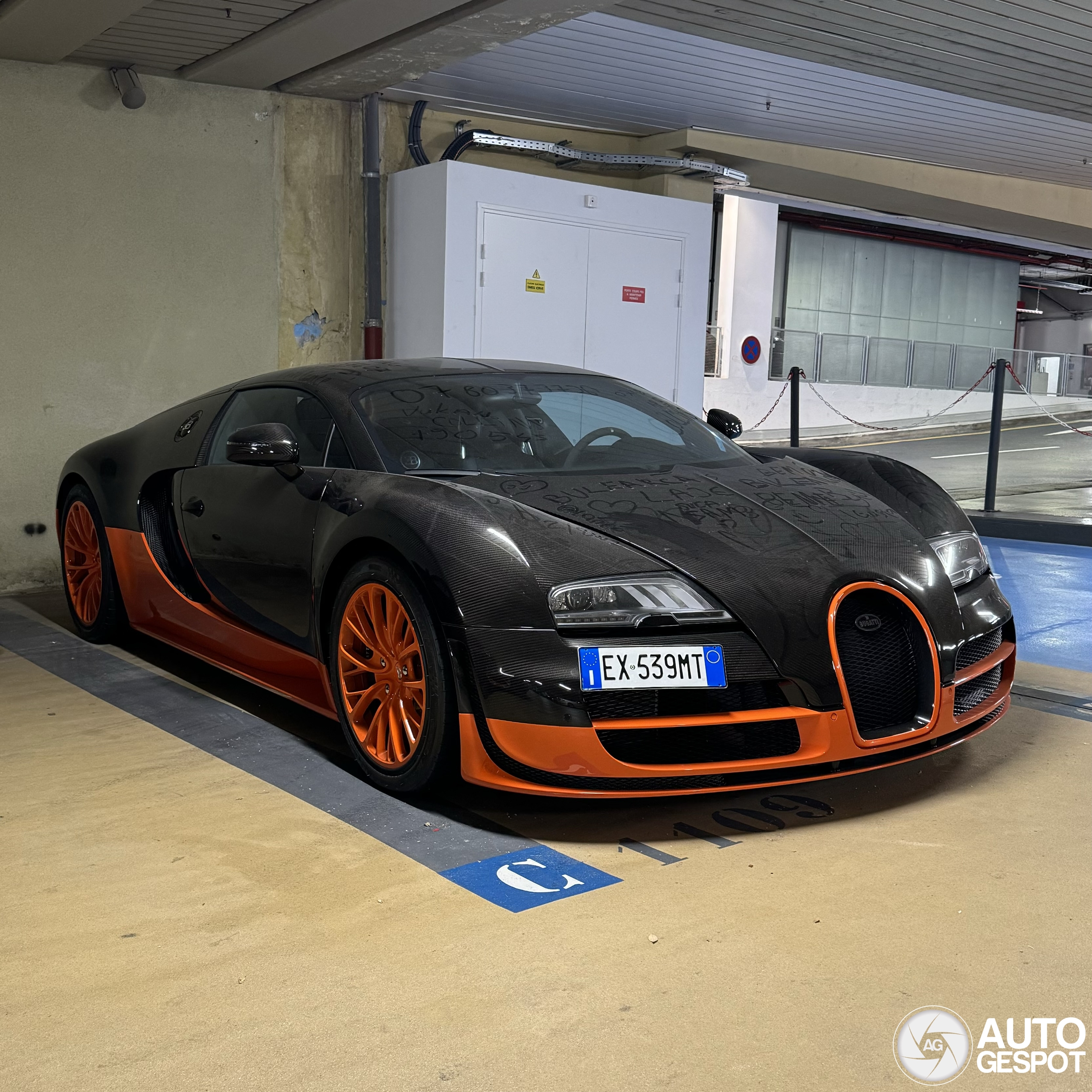 bugatti-veyron-16-4-super-sport-world-record-edition-28-april-2025