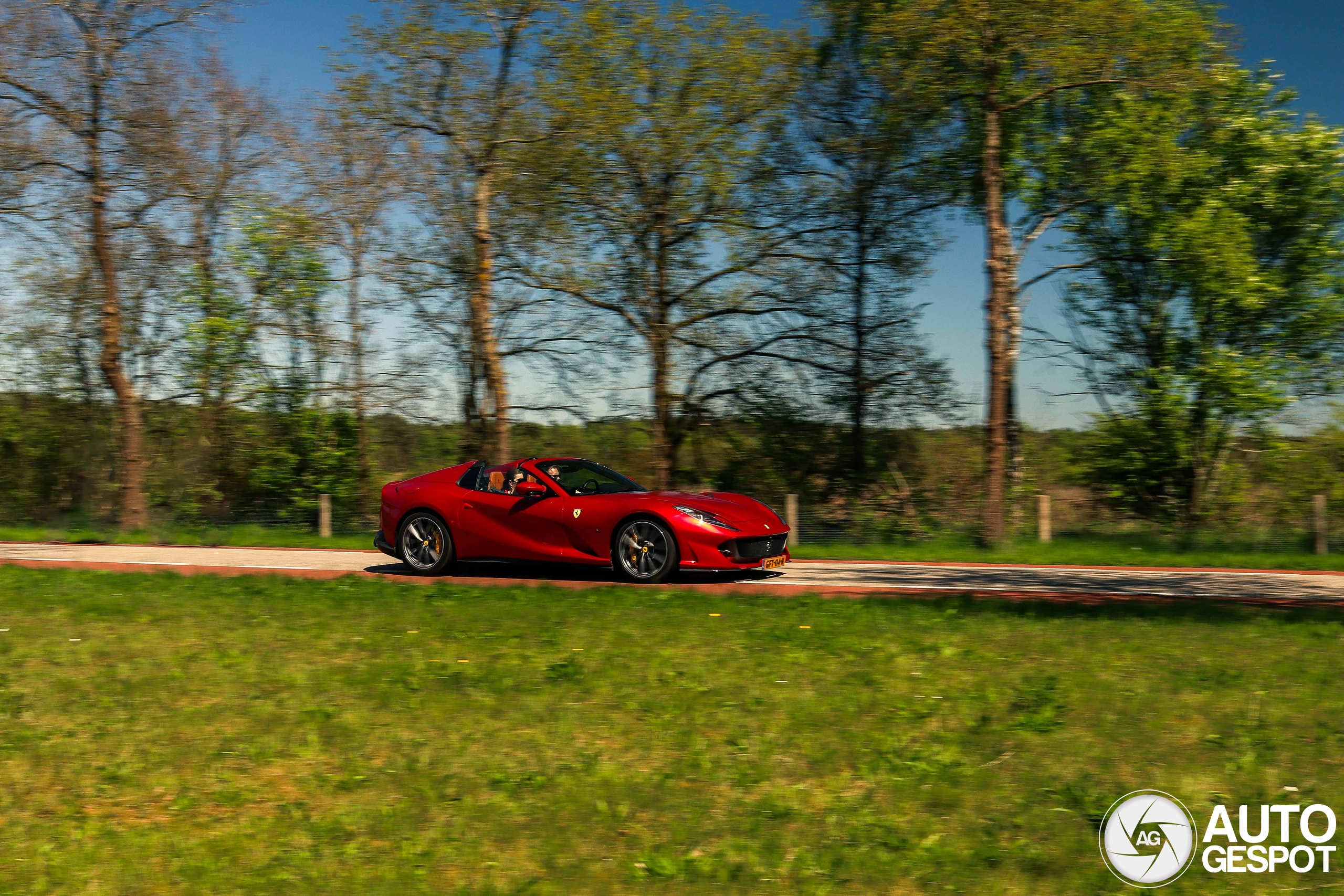 Ferrari 812 GTS