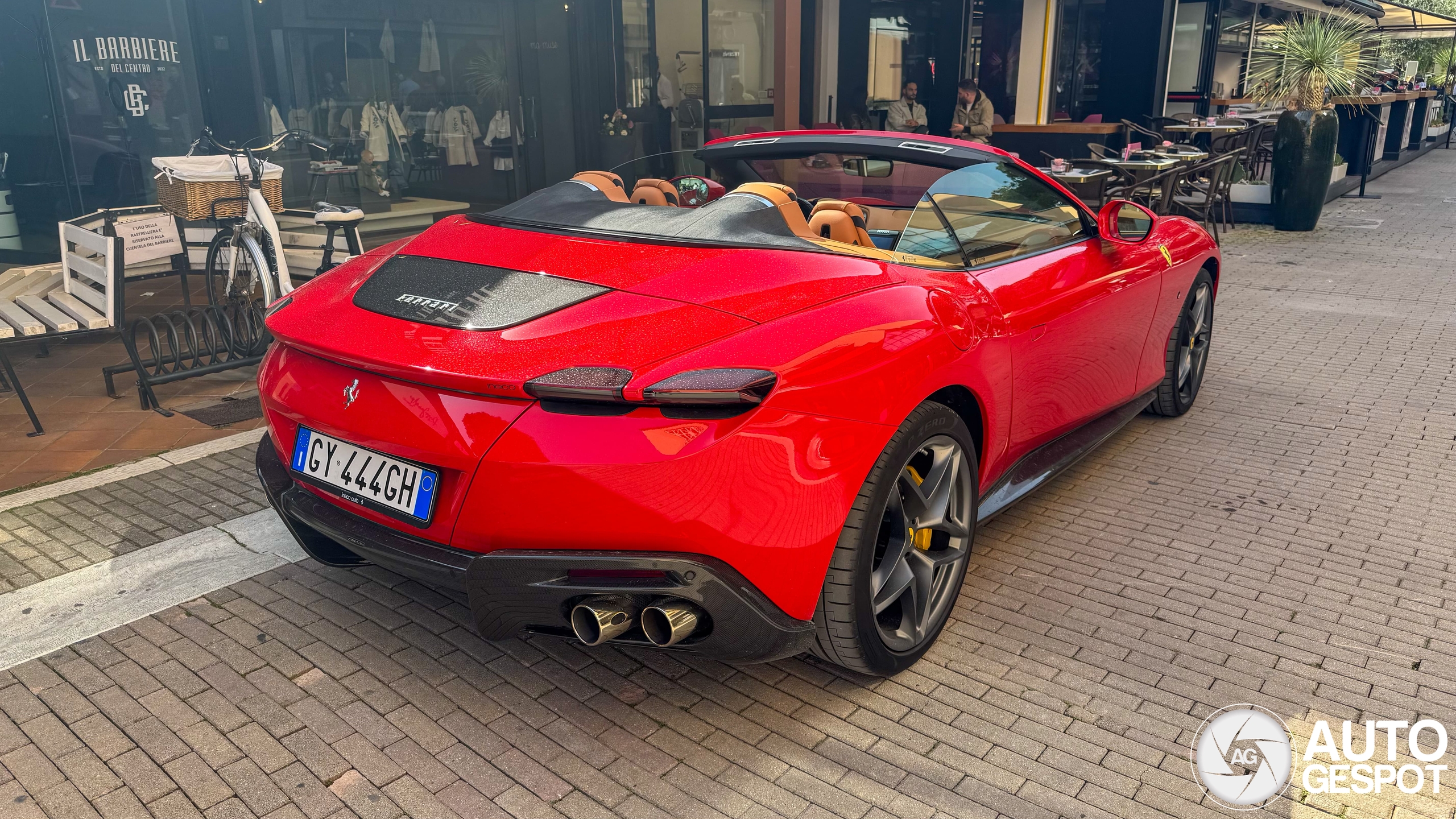 Ferrari Roma Spider