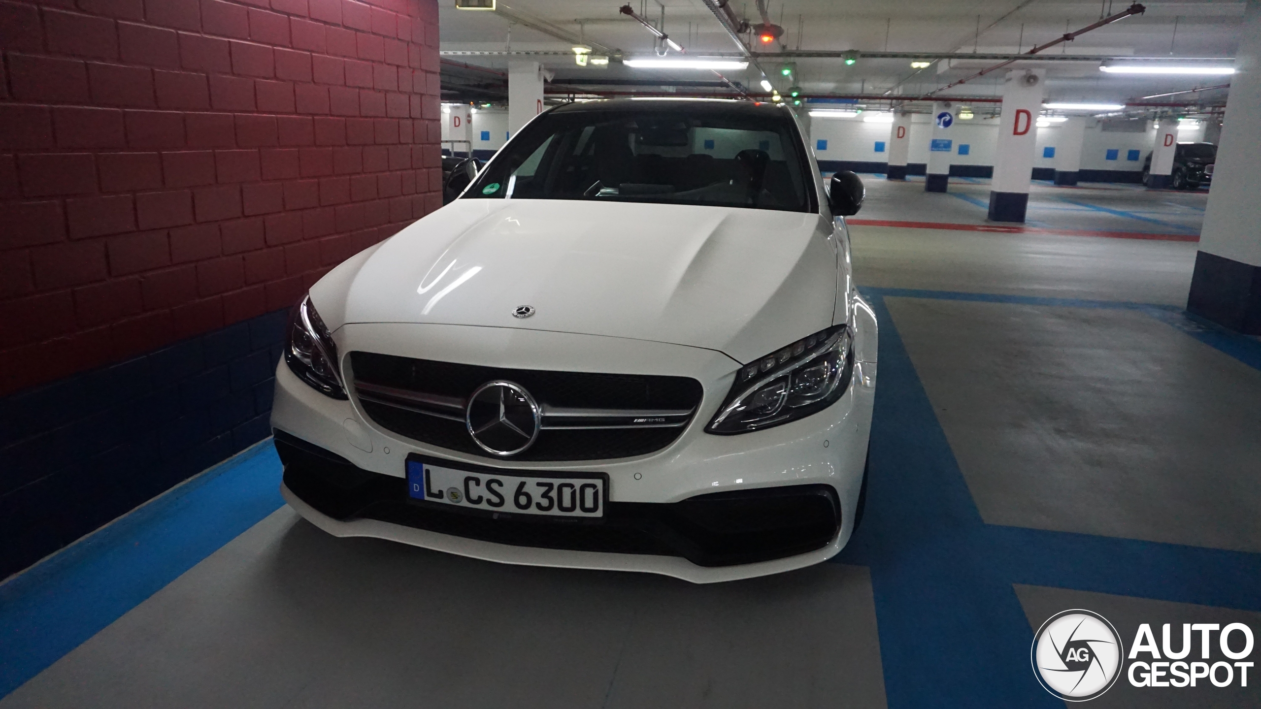 Mercedes-AMG C 63 S W205