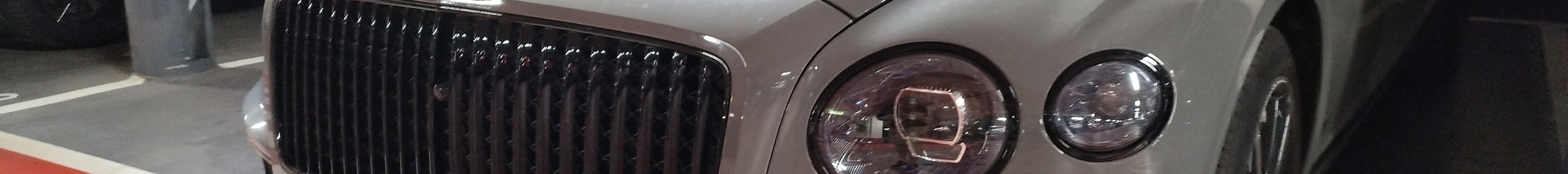Bentley Flying Spur V8 S 2023