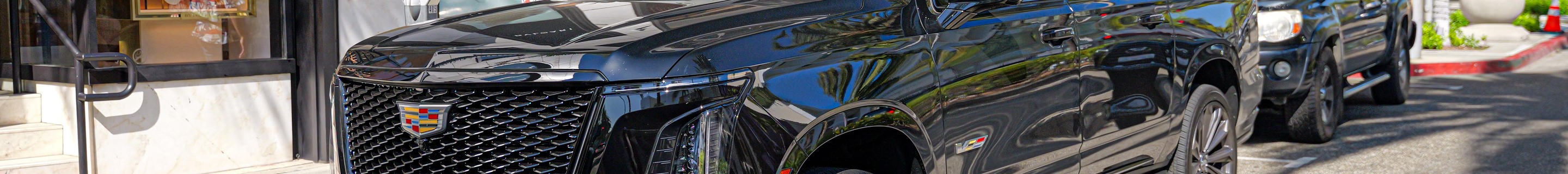 Cadillac Escalade-V ESV 2025