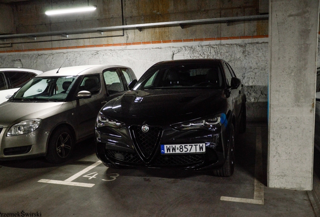 Alfa Romeo Stelvio Quadrifoglio 2023