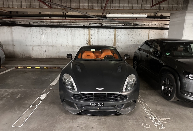 Aston Martin Vanquish 2013
