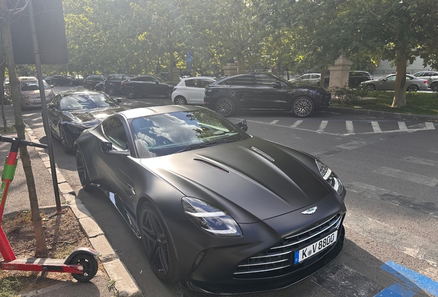Aston Martin Vantage 2024