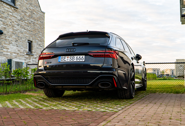 Audi RS6 Avant C8