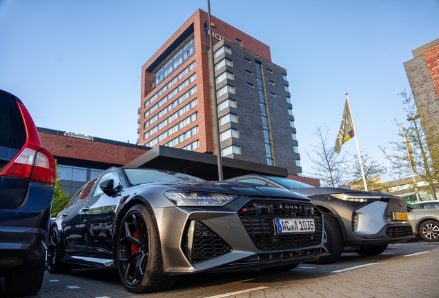 Audi RS6 Avant C8