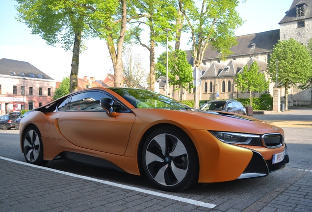 BMW i8