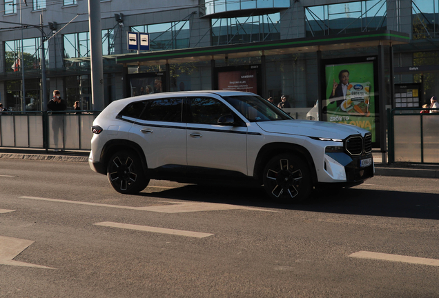 BMW XM G09