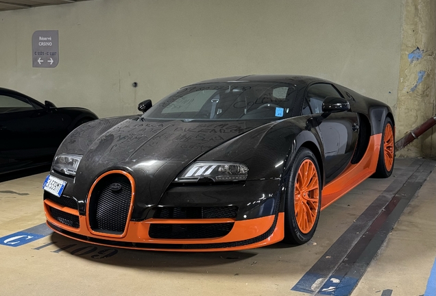 Bugatti Veyron 16.4 Super Sport World Record Edition