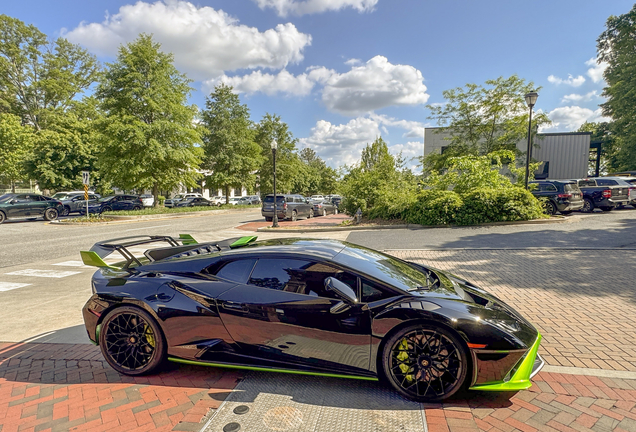 Lamborghini Huracán LP640-2 STO