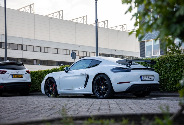 Porsche 718 Cayman S
