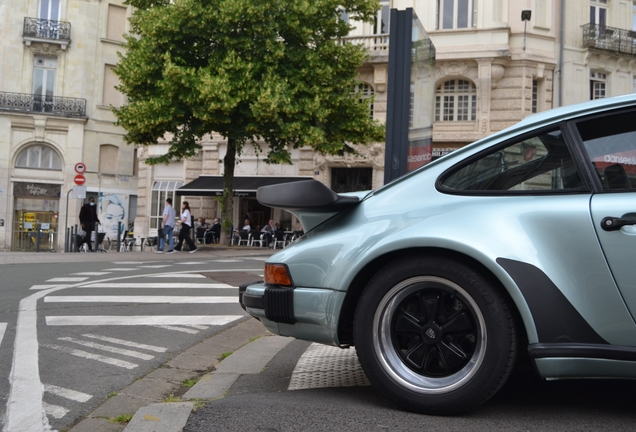 Porsche 930 Turbo