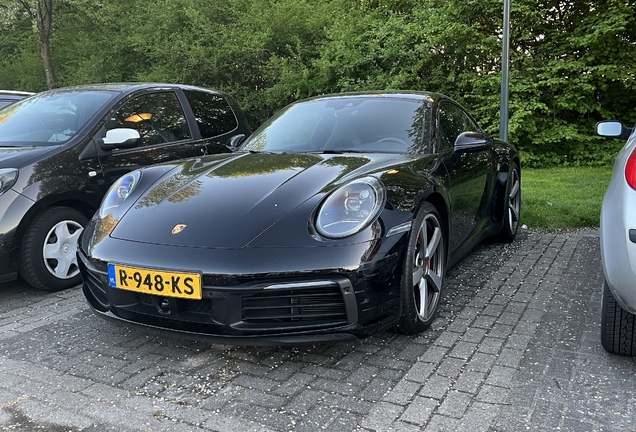 Porsche 992 Carrera S