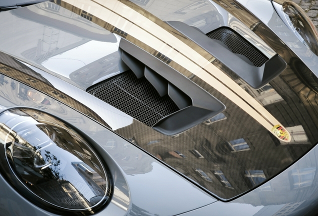 Porsche 992 GT3 RS Weissach Package