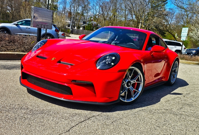 Porsche 992 GT3 Touring