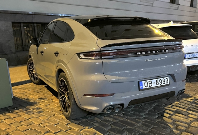 Porsche Cayenne Coupé Turbo E-Hybrid