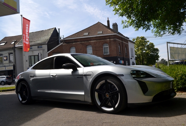 Porsche Taycan Turbo S
