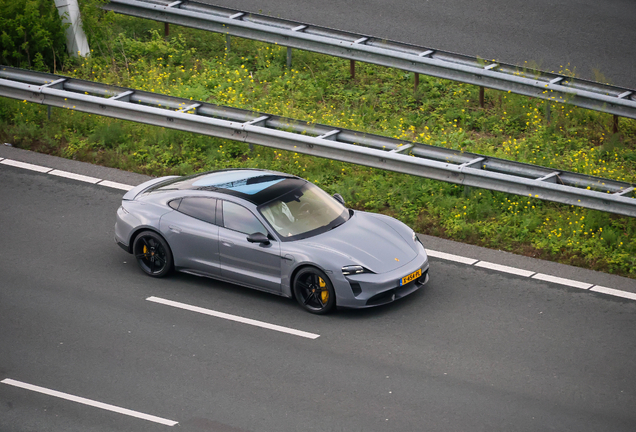 Porsche Taycan Turbo S