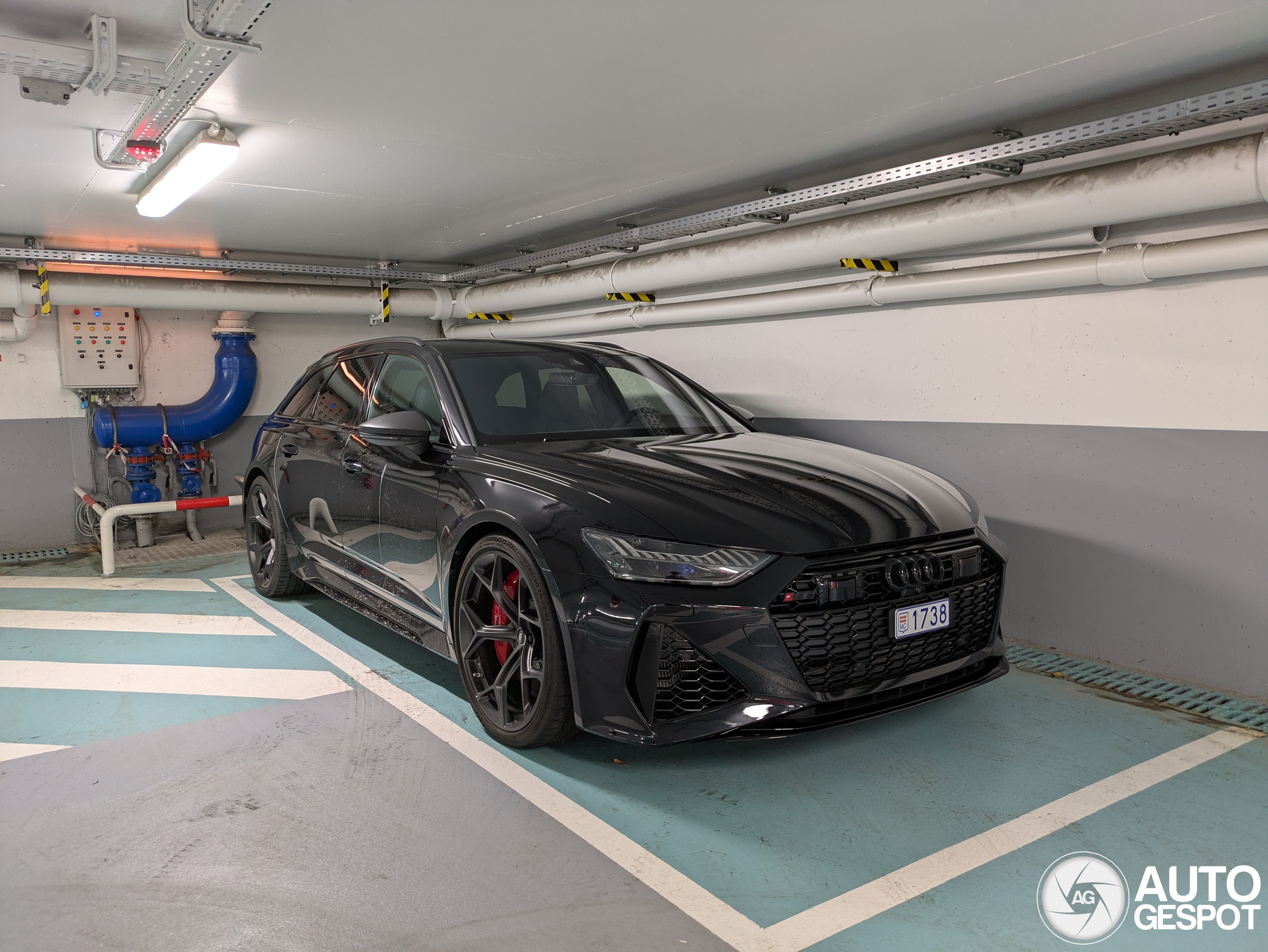 Audi RS6 Avant C8